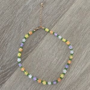 BEADED FLORAL CHOCKER NECKLACE